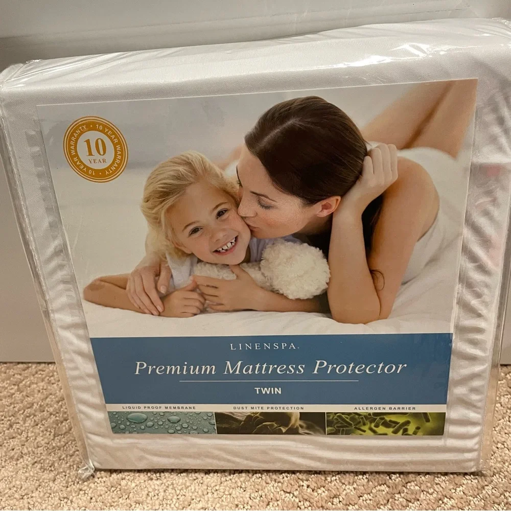 Linenspa White Premium Mattress Protector - Twin